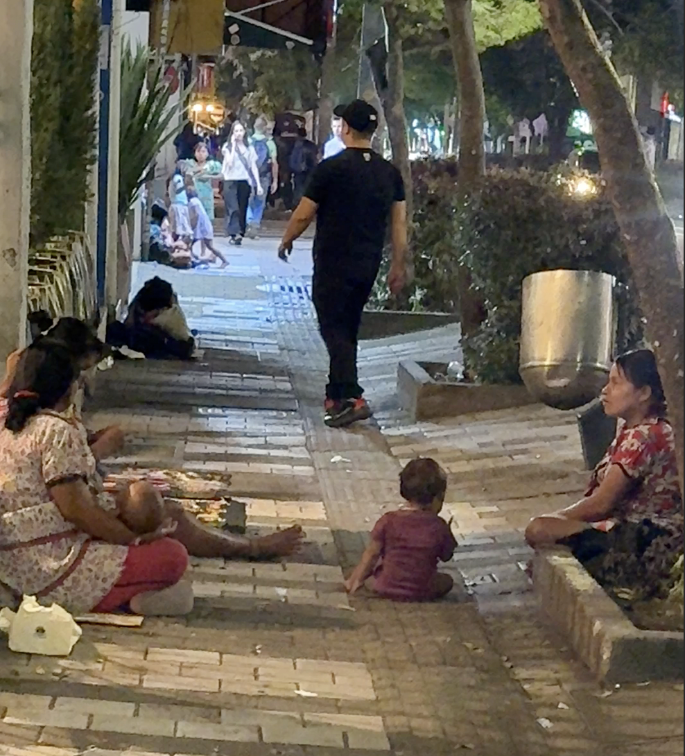 Community and creative learning in Medellín